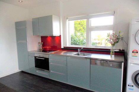 Photo of property in 1a Clive Road, Khandallah, Wellington, 6035