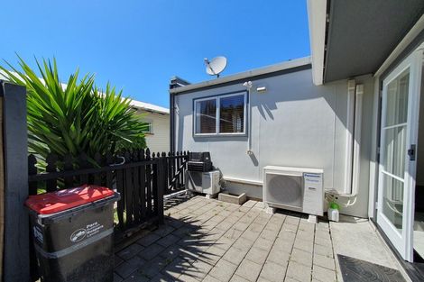 Photo of property in 181-183 Carlyle Street, Napier South, Napier, 4110
