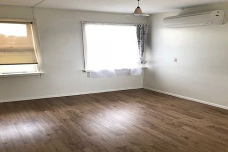 Photo of property in 12 Solway Avenue, Ilam, Christchurch, 8041