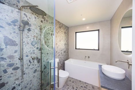 Photo of property in 30 Awanui Road, Red Beach, 0932