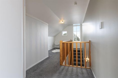 Photo of property in 86 Astley Avenue, New Lynn, Auckland, 0600