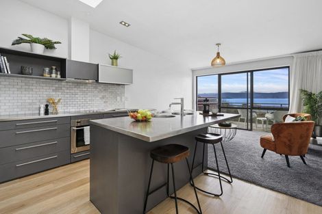 Photo of property in 23/2 Onslow Road, Khandallah, Wellington, 6035