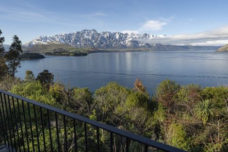 Photo of property in 6 Matau Place, Fernhill, Queenstown, 9300