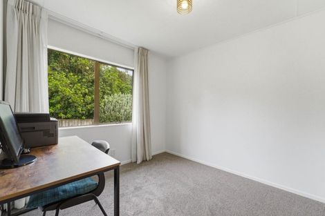 Photo of property in 2/26 Sunward Rise, Glenfield, Auckland, 0629