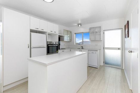 Photo of property in 47b Rawhiti Road, Manly, Whangaparaoa, 0930