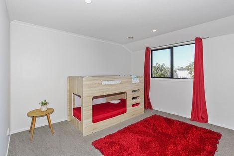 Photo of property in 9 Coach Road, Kingseat, Papakura, 2580