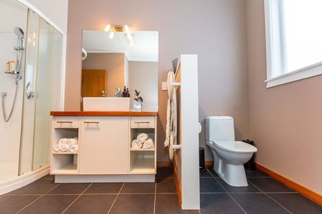 Photo of property in 38 Liverpool Street, Takaro, Palmerston North, 4412