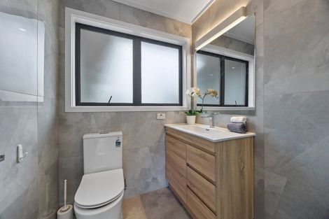 Photo of property in 40 Felton Mathew Avenue, Saint Johns, Auckland, 1072