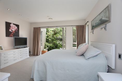 Photo of property in 29 Ngahere Park Road, Turitea, Palmerston North, 4472