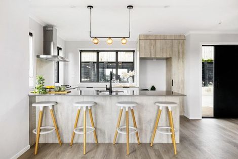 Photo of property in 2/42 Rose Berry Crescent, Flagstaff, Hamilton, 3210