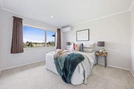 Photo of property in 289 Old North Road, Kumeu, 0892