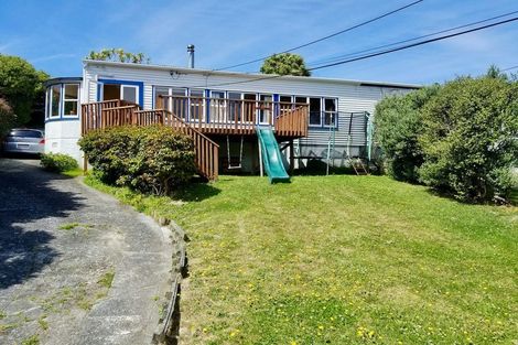 Photo of property in 33 Bankot Crescent, Ngaio, Wellington, 6035