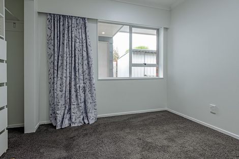 Photo of property in 10 Hollows Crescent, Takaro, Palmerston North, 4412
