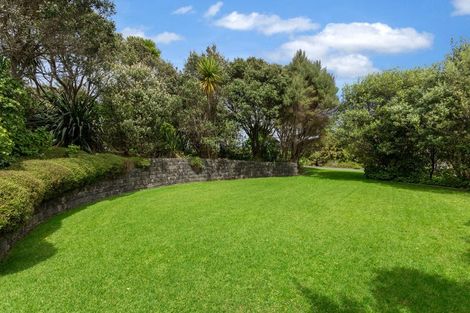 Photo of property in 51 Donohue Road, South Head, Helensville, 0874