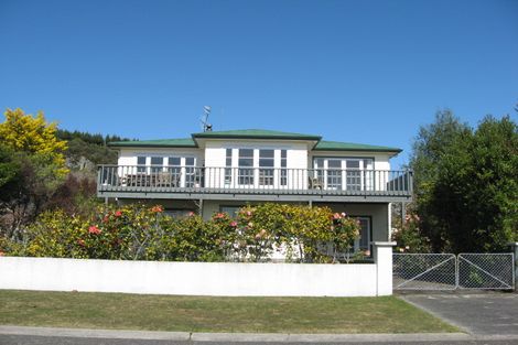 Photo of property in 12 Motuoapa Esplanade, Motuoapa, 3382