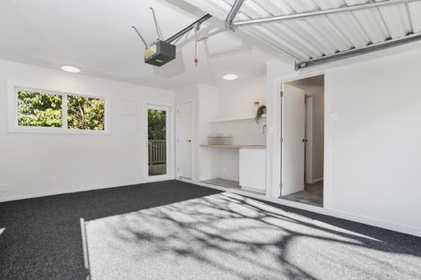 Photo of property in 9a Riddell Road, Glendowie, Auckland, 1071
