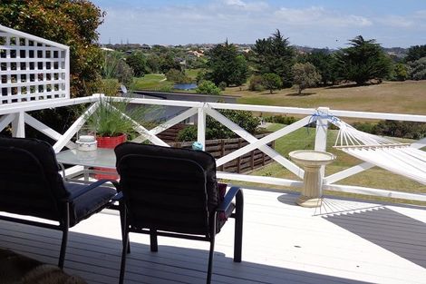 Photo of property in 31 Shakespear Road, Army Bay, Whangaparaoa, 0930