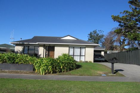 Photo of property in 5 Leander Place, Milson, Palmerston North, 4414