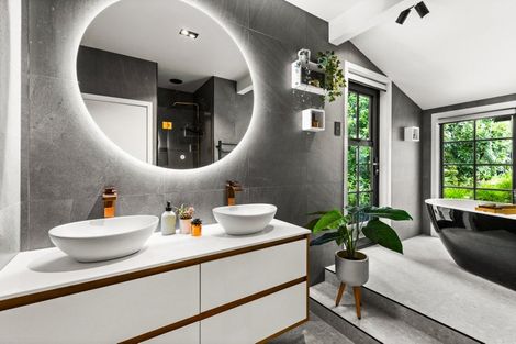 Photo of property in 55 Breadalbane Avenue, Havelock North, 4130