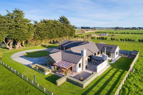 Photo of property in 2757 State Highway 1, Rongotea, Palmerston North, 4479