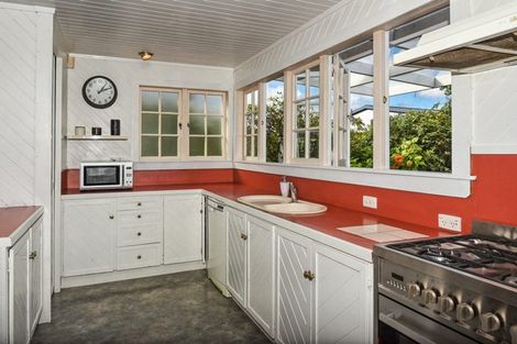 Photo of property in 1 Linwood Avenue, Mount Albert, Auckland, 1025