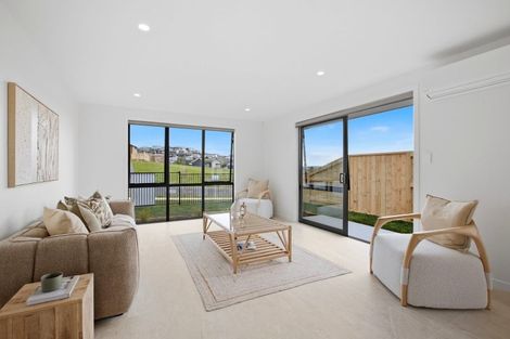 Photo of property in 32 Triplefin Avenue, Omokoroa, 3114