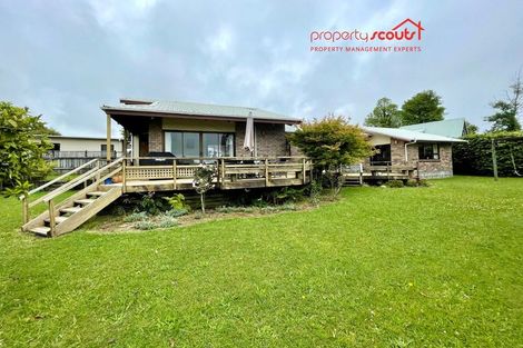 Photo of property in 3 Highlands Place, Highlands Park, New Plymouth, 4312