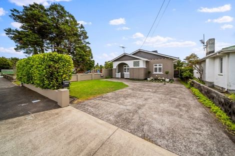 Photo of property in 30 Wallace Place, Westown, New Plymouth, 4310