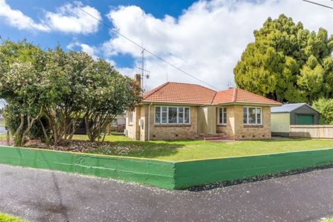 Photo of property in 2 Old Farm Road, Hamilton East, Hamilton, 3216