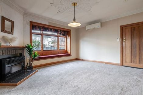 Photo of property in 27 Havill Street, Takaro, Palmerston North, 4410