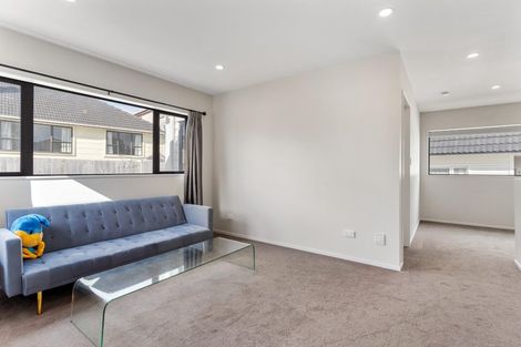 Photo of property in 86a Kelman Road, Kelston, Auckland, 0602