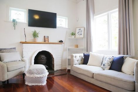 Photo of property in 1/89 Glengarry Road, Glen Eden, Auckland, 0602