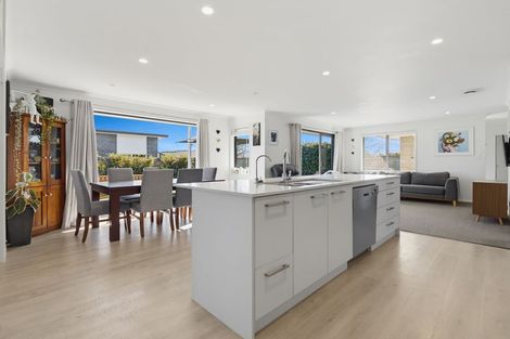 Photo of property in 5 Tavarnya Way, Patumahoe, Pukekohe, 2679