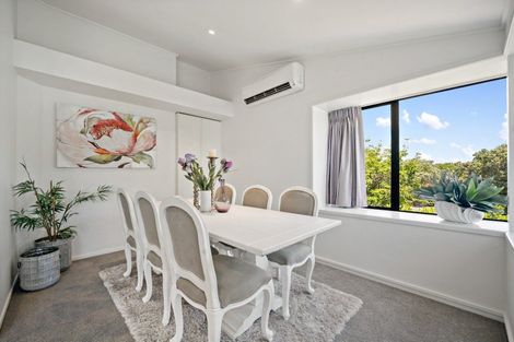 Photo of property in 1/33 Argo Drive, Half Moon Bay, Auckland, 2012