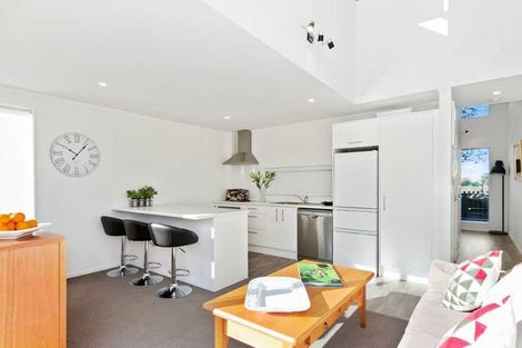 Photo of property in 31 Reynolds Place, Papamoa Beach, Papamoa, 3118