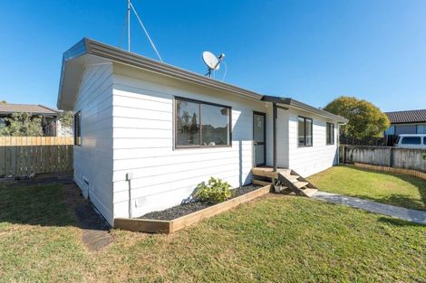 Photo of property in 1/26 Karepo Crescent, Ranui, Auckland, 0612