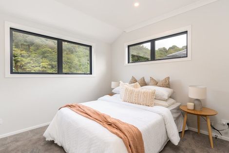 Photo of property in 20b Korau Grove, Stokes Valley, Lower Hutt, 5019