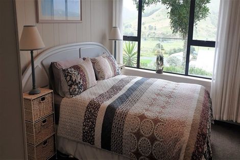 Photo of property in 69 North Street, Mokau, 4376