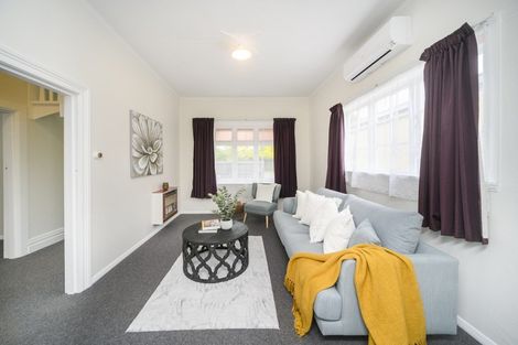 Photo of property in 375 College Street, Hokowhitu, Palmerston North, 4410