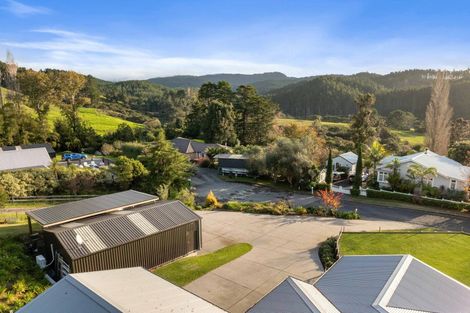 Photo of property in 14 Manuka Drive, Whangamata, 3691