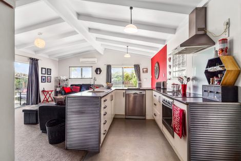 Photo of property in 21 Cypress Place, Owhata, Rotorua, 3010