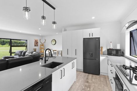 Photo of property in 9 Murphys Line, South Featherston, Featherston, 5771