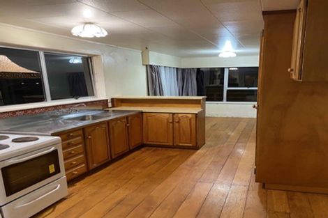 Photo of property in 111 Farquhar Road, Glendene, Auckland, 0602