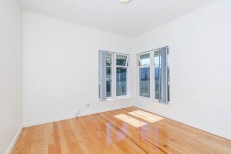 Photo of property in 2/1280 New North Road, Avondale, Auckland, 1026