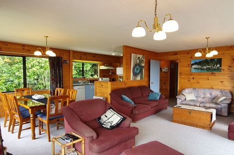Photo of property in 16 Kamahi Terrace, Omori, Turangi, 3381
