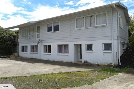 Photo of property in 37d Paramu Avenue, Birkdale, Auckland, 0626