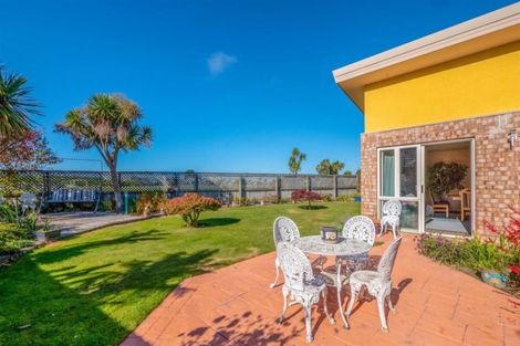 Photo of property in 53 Forest Drive, Parklands, Christchurch, 8083