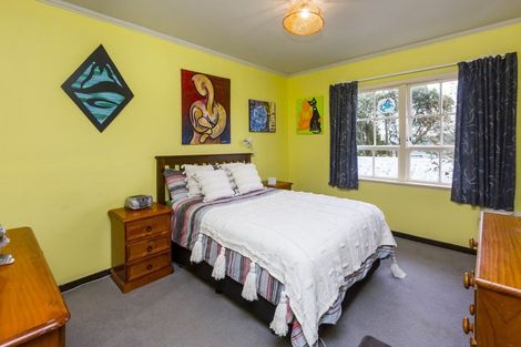 Photo of property in 3 Lord Street, Stokes Valley, Lower Hutt, 5019