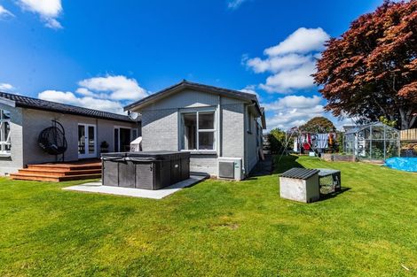 Photo of property in 398 Great North Road, Winton, 9720