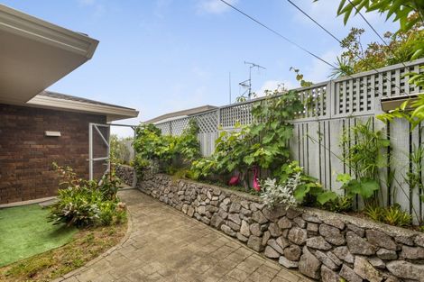 Photo of property in 14b Esmeralda Street, Welcome Bay, Tauranga, 3112